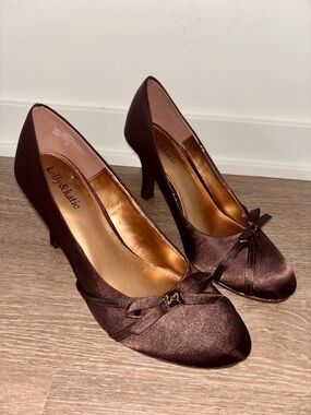 Kelly & Katie Brown Satin Bow Heel Pumps